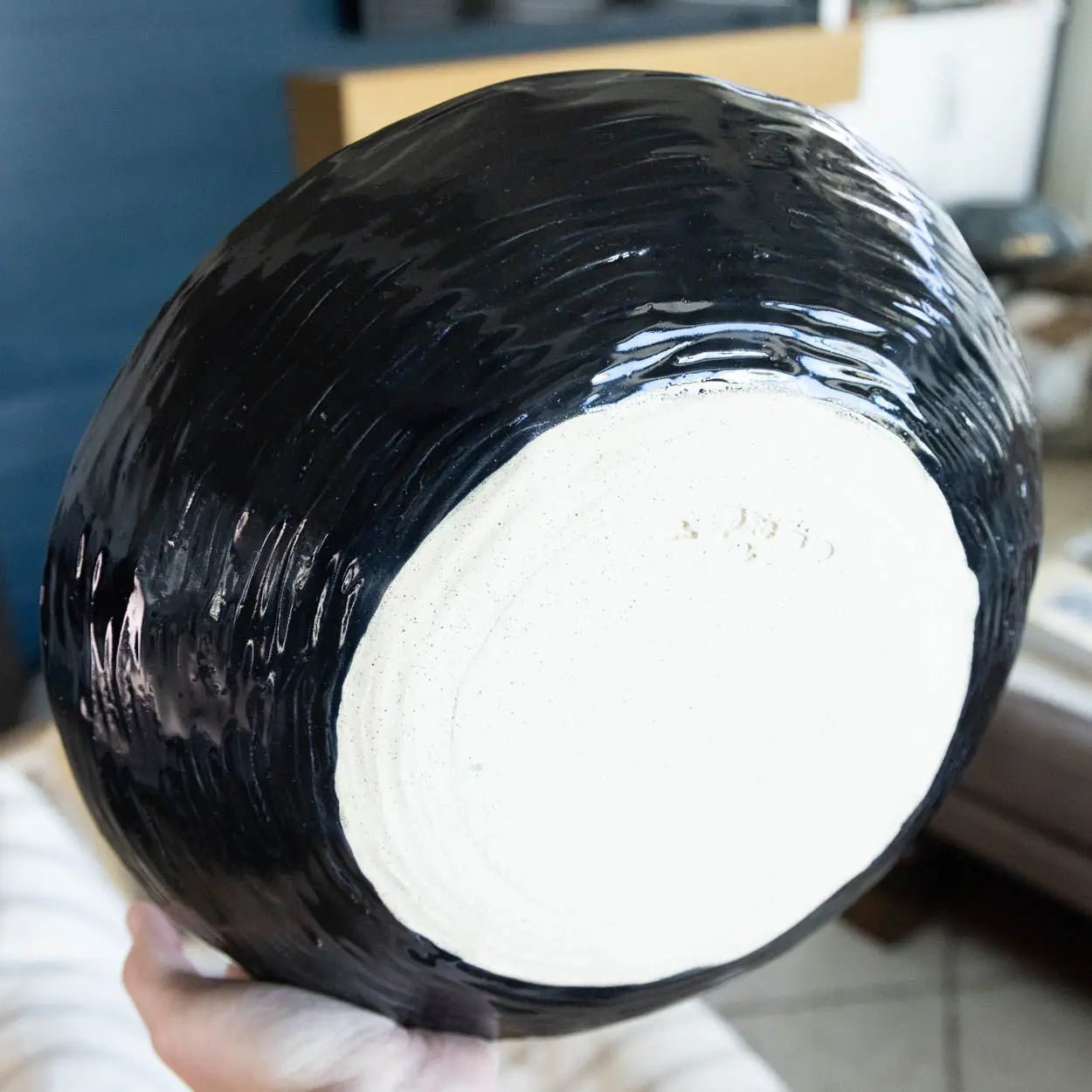 #22 XL Stoneware Rainbow Alchemy on Obsidian Decorative Serving Bowl (Color Spectrum Series) - Dan Pearce Ceramics