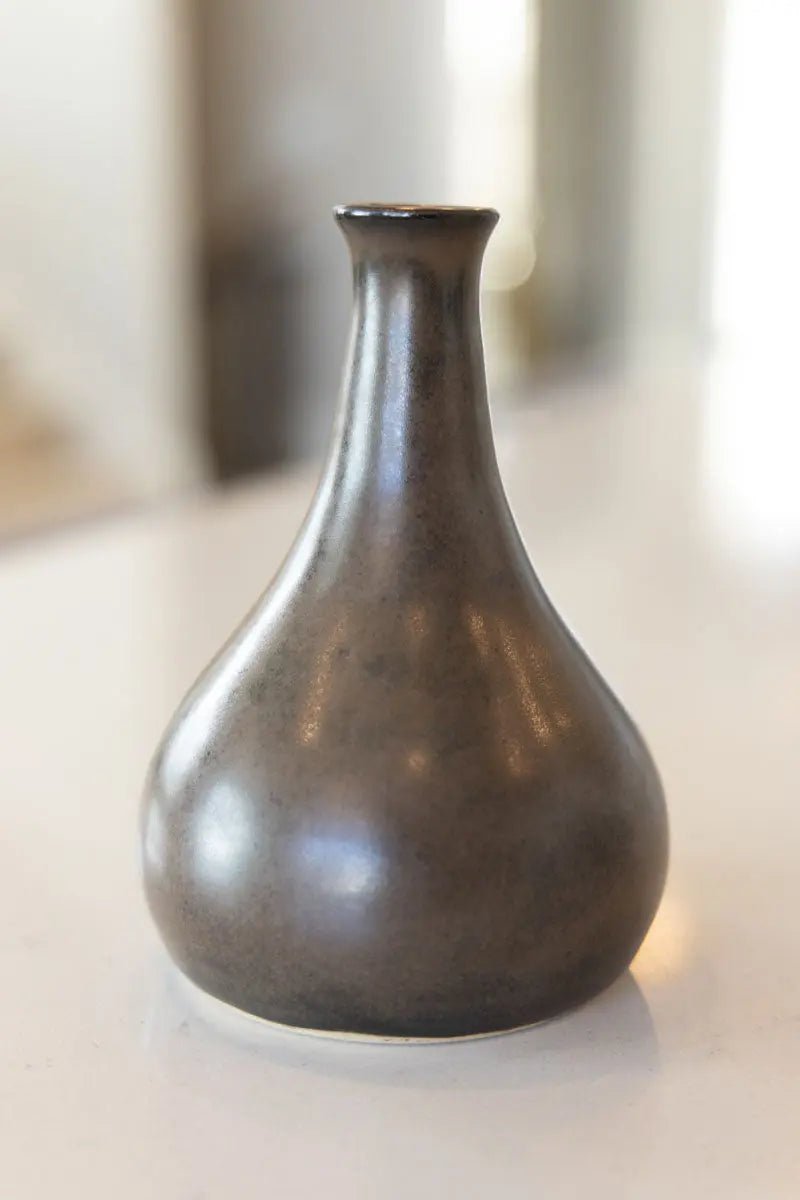 Medium Classic Espresso Bean Pot/Vase - Dan Pearce Ceramics