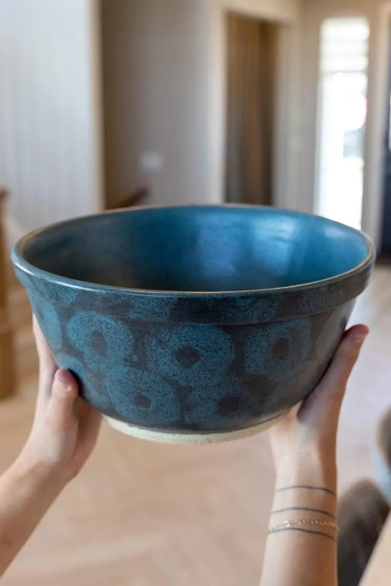 XL Hand - Ringed Decorative Stoneware Serving Bowl (Charcoal & Cerulean) - Dan Pearce Ceramics